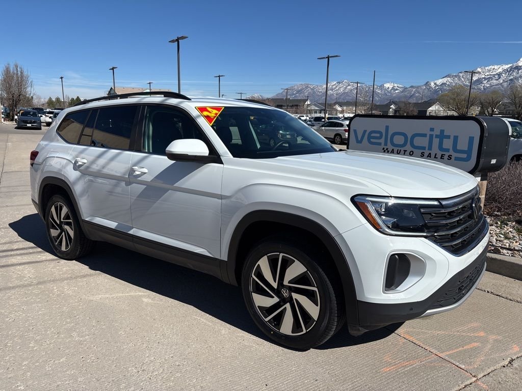 2024 Volkswagen Atlas SE w/Tech