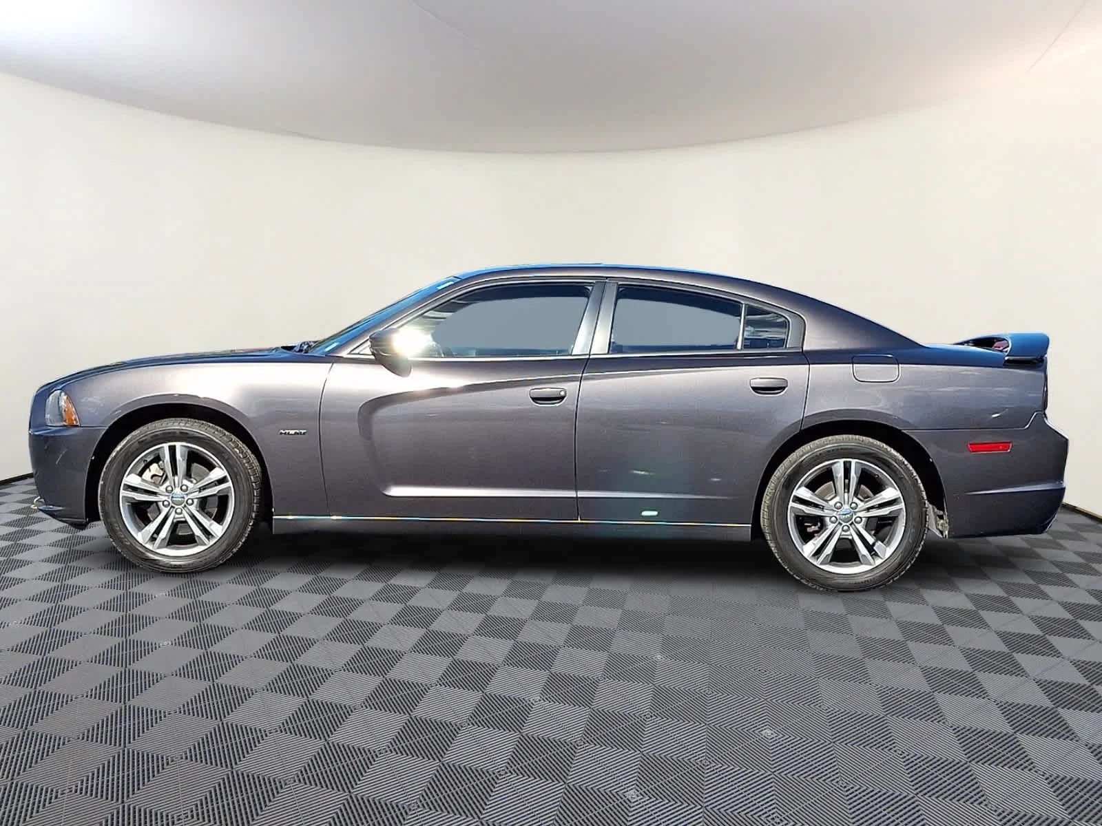 Used 2014 Granite Crystal Metallic Clearcoat Dodge RT Max image 8