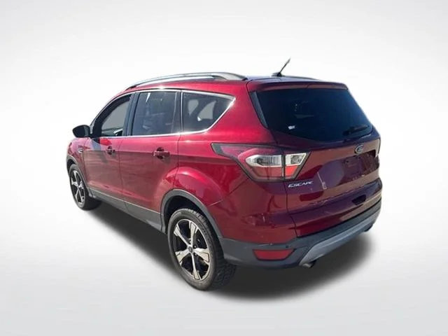 Used 2017 Ruby Red Metallic Ford SE image 7