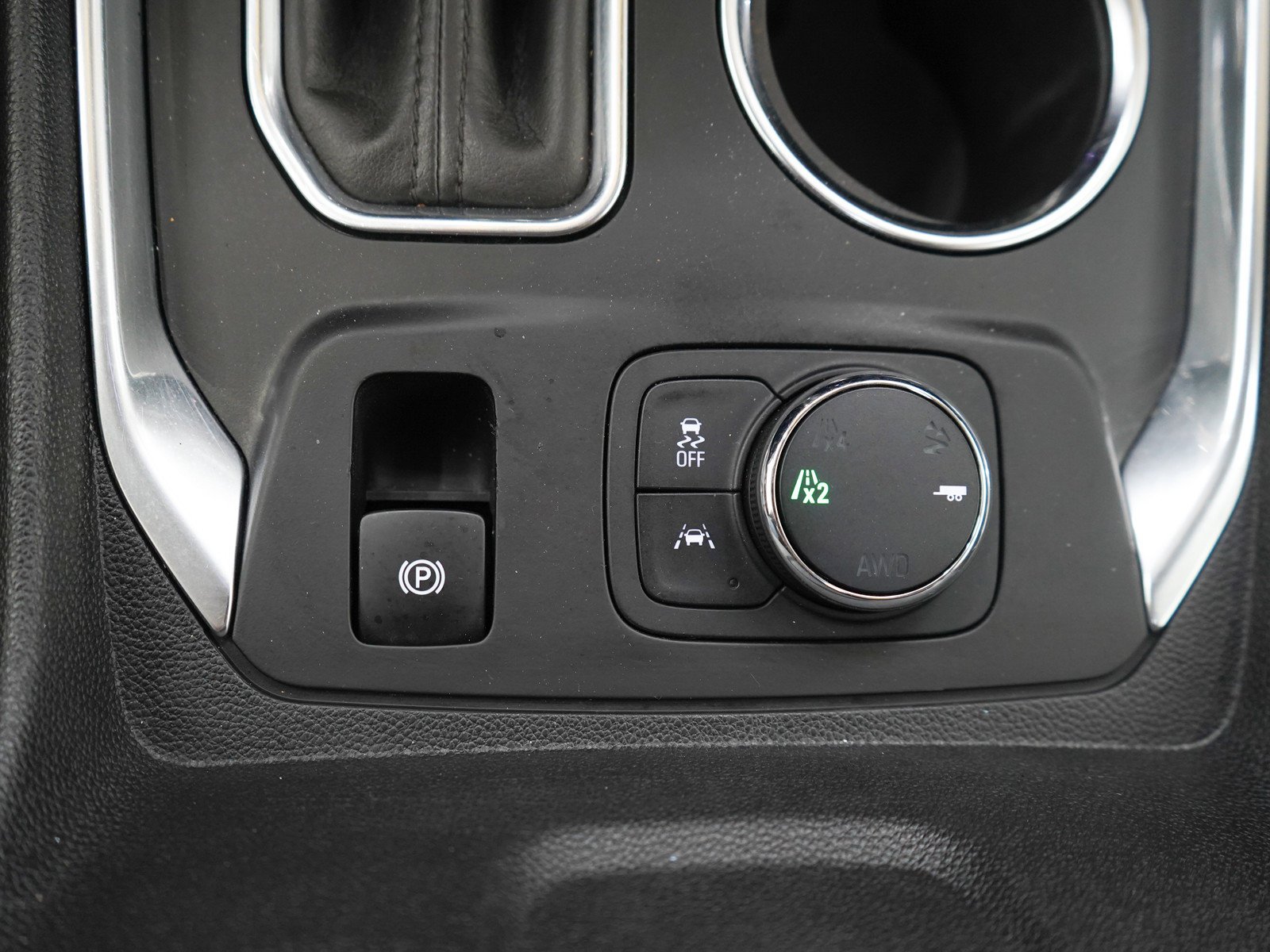 Used 2019 Summit White Chevrolet AWD 4dr High Country w/2LZ image 24