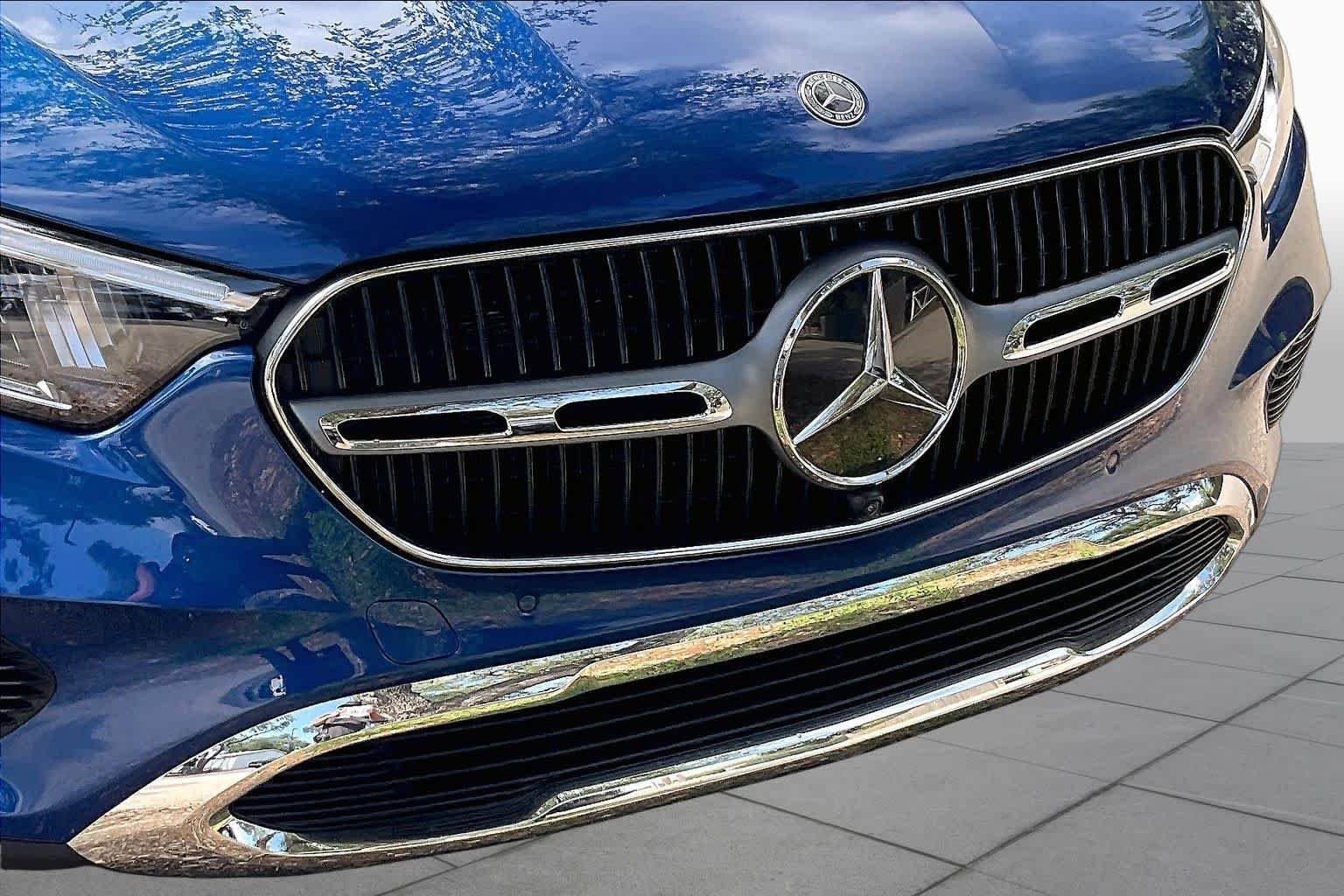 Certified Used 2026 Starling Blue Metallic Mercedes-Benz GLC 300 image 29