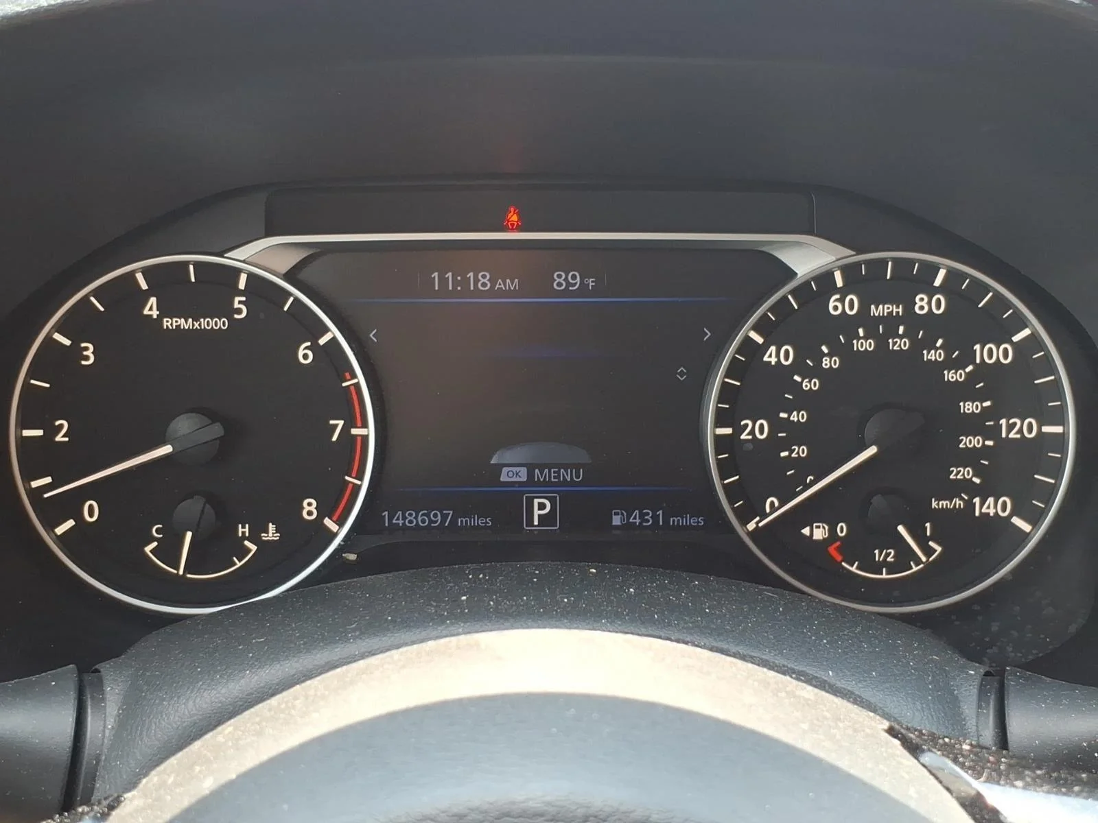 Used 2019 Super Black Nissan 2.5 SV image 14
