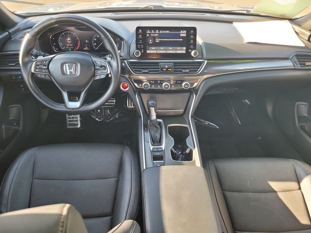 Used 2022  Honda Sport image 16