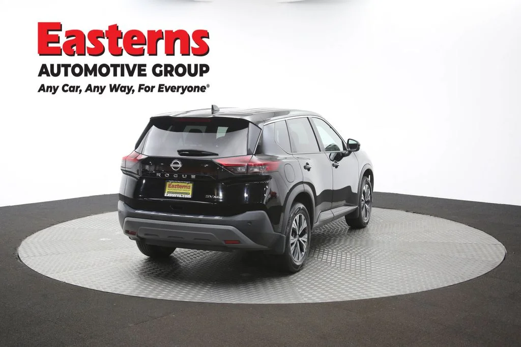Used 2022 Black Nissan SV image 38
