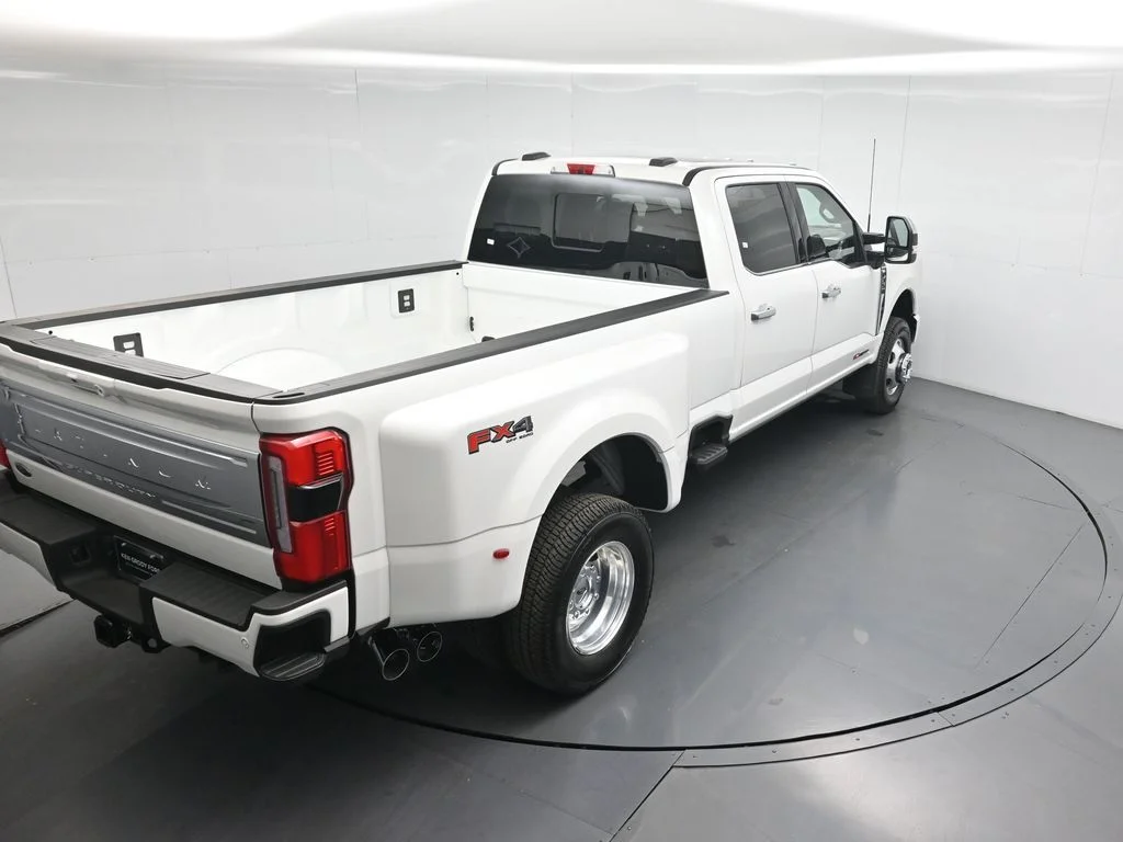 New 2026 White Ford Platinum image 38