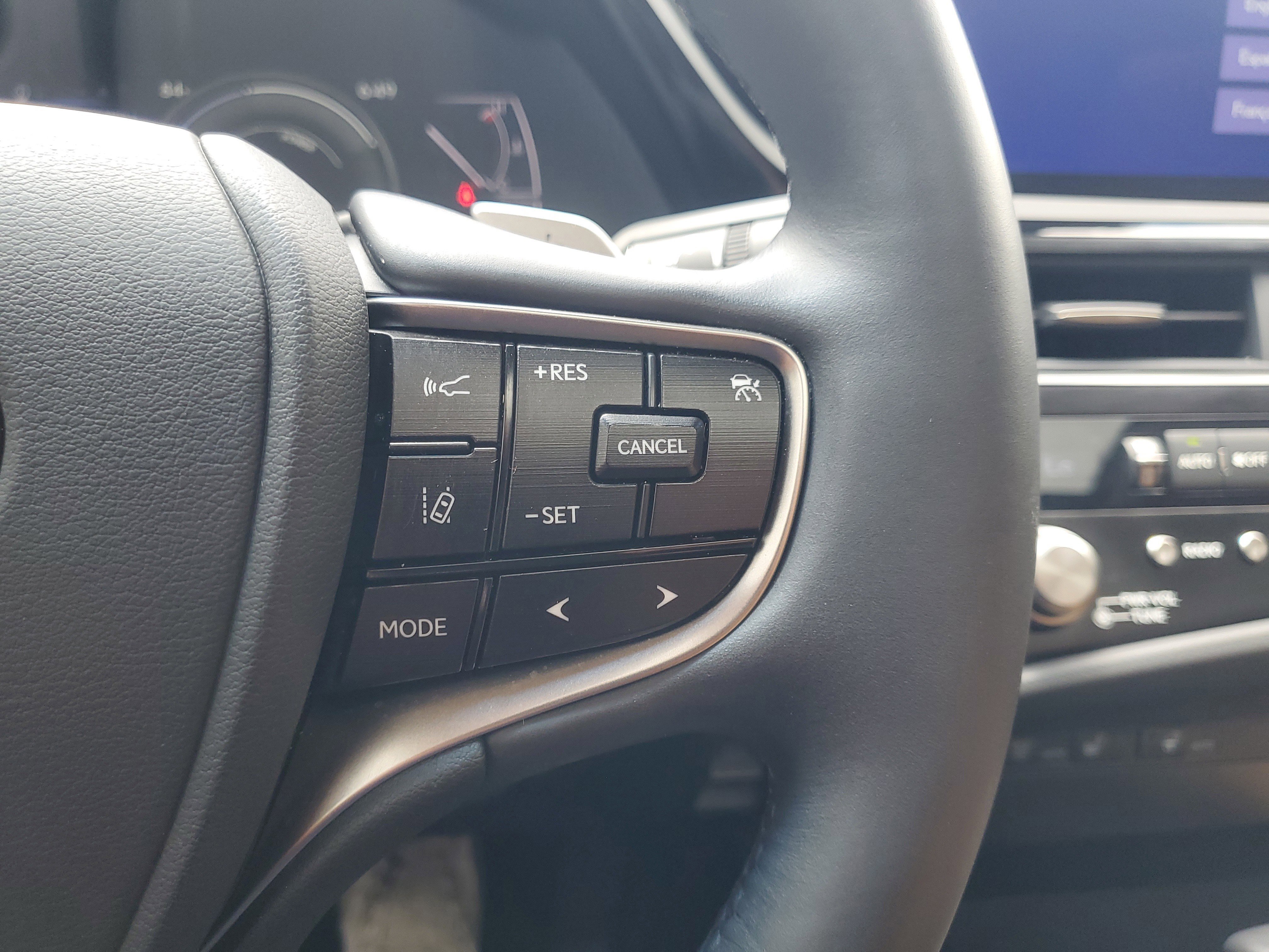 Certified Used 2025 NIGHTFALL MICA Lexus ES 300h image 23