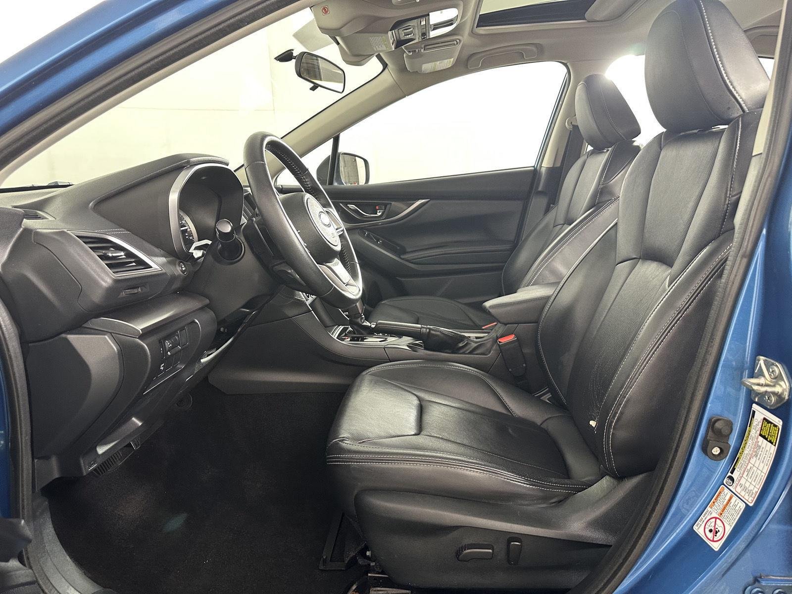 Used 2019 Island Blue Pearl Subaru Limited image 23