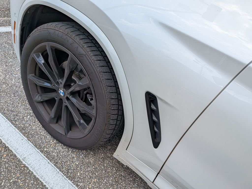 Used 2023 White BMW sDrive30i image 6