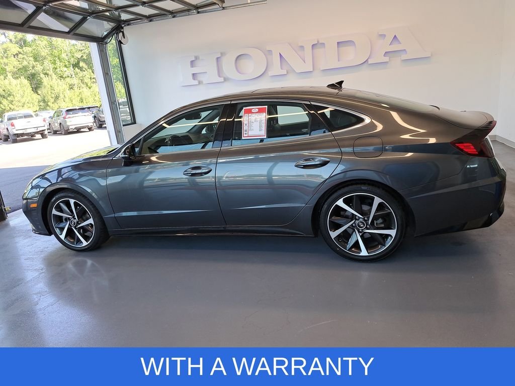 Used 2023 Gray Hyundai SEL Plus image 3
