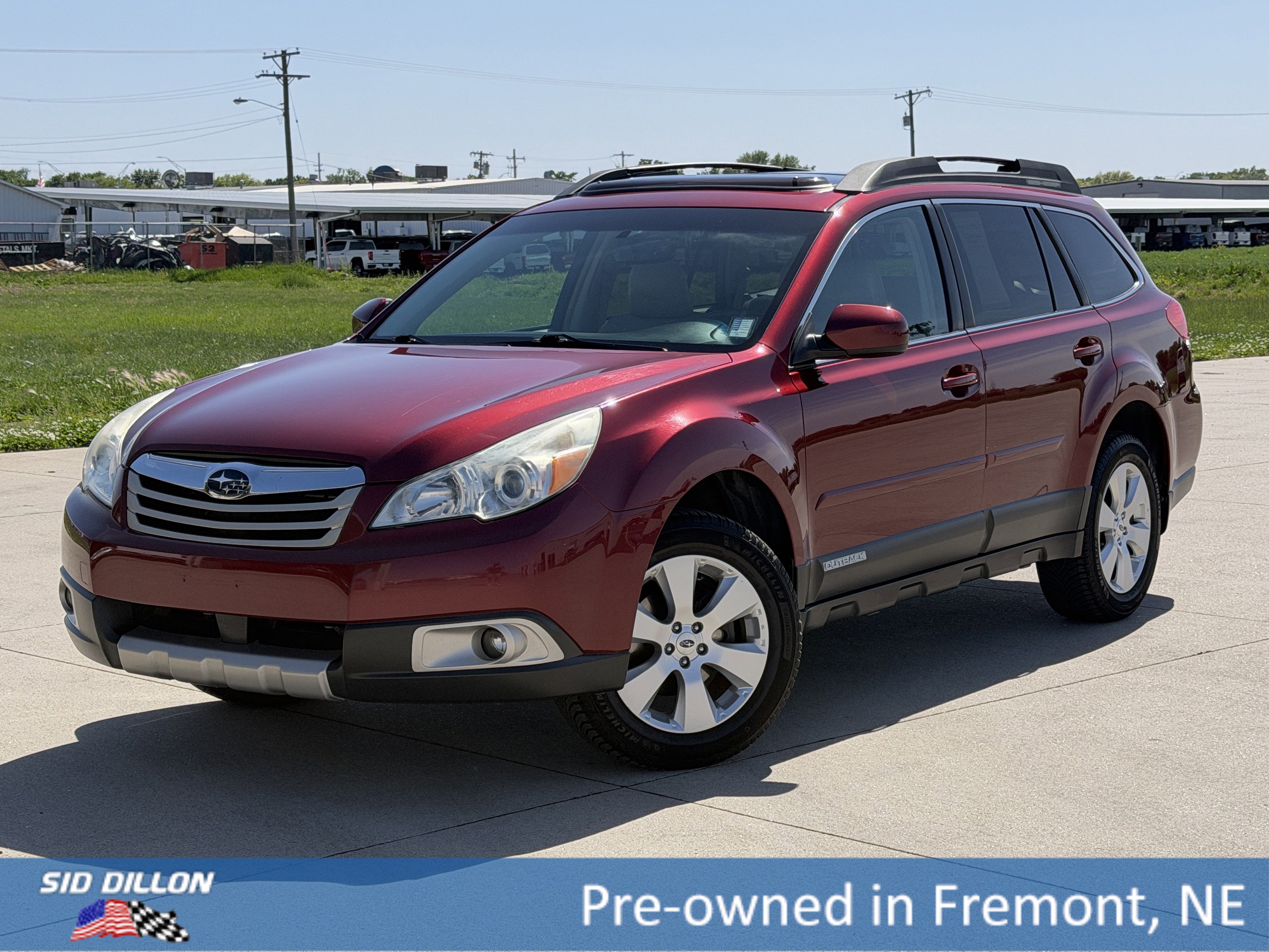 2011 Subaru Outback's photo