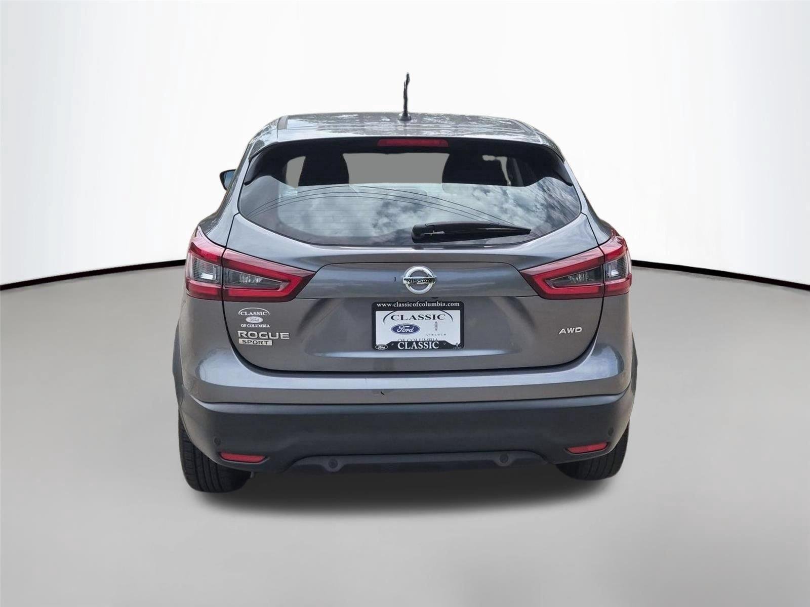 Used 2021 Gun Metallic Nissan S image 4