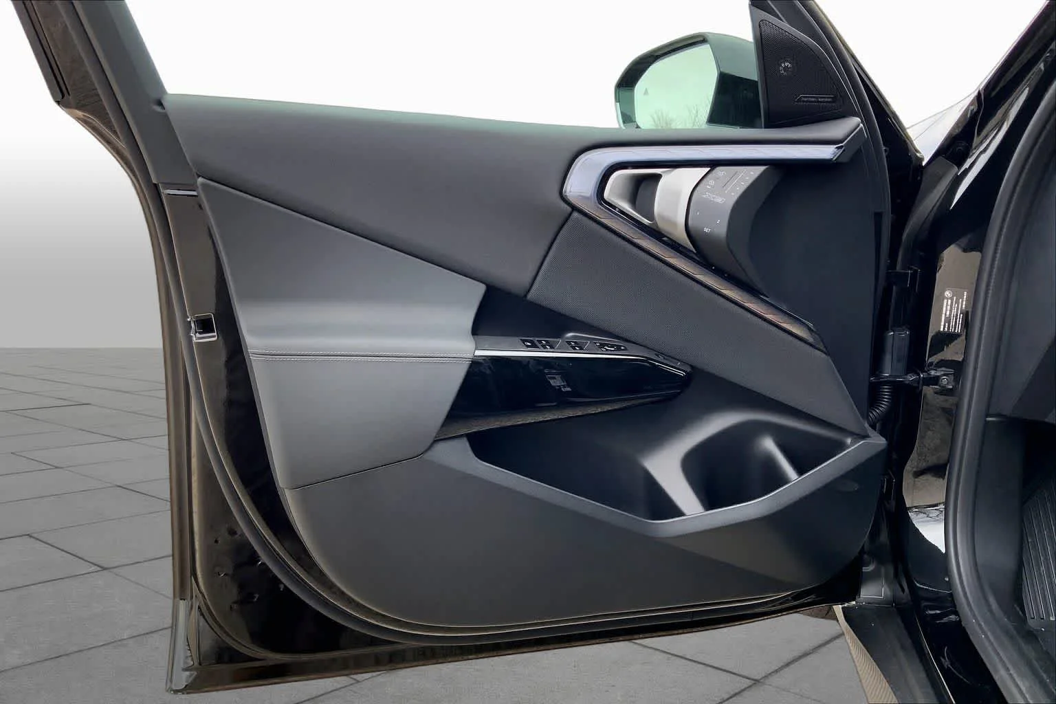 New 2026 Black Sapphire Metallic BMW 30 xDrive image 10