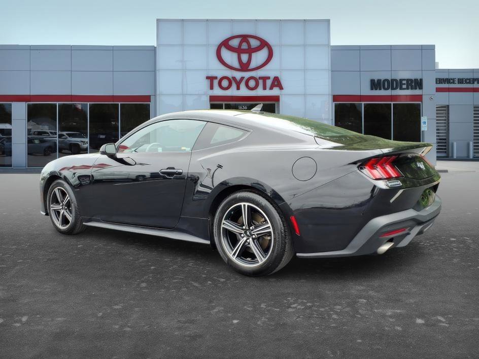 Used 2025 Shadow Black Ford EcoBoost image 3