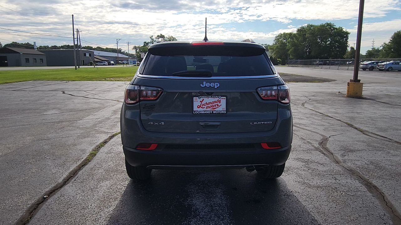 Used 2022 Sting-Gray Clearcoat Jeep Limited image 7