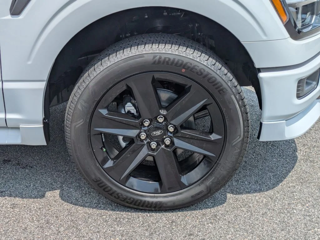 New 2026 Oxford White Ford STX image 11