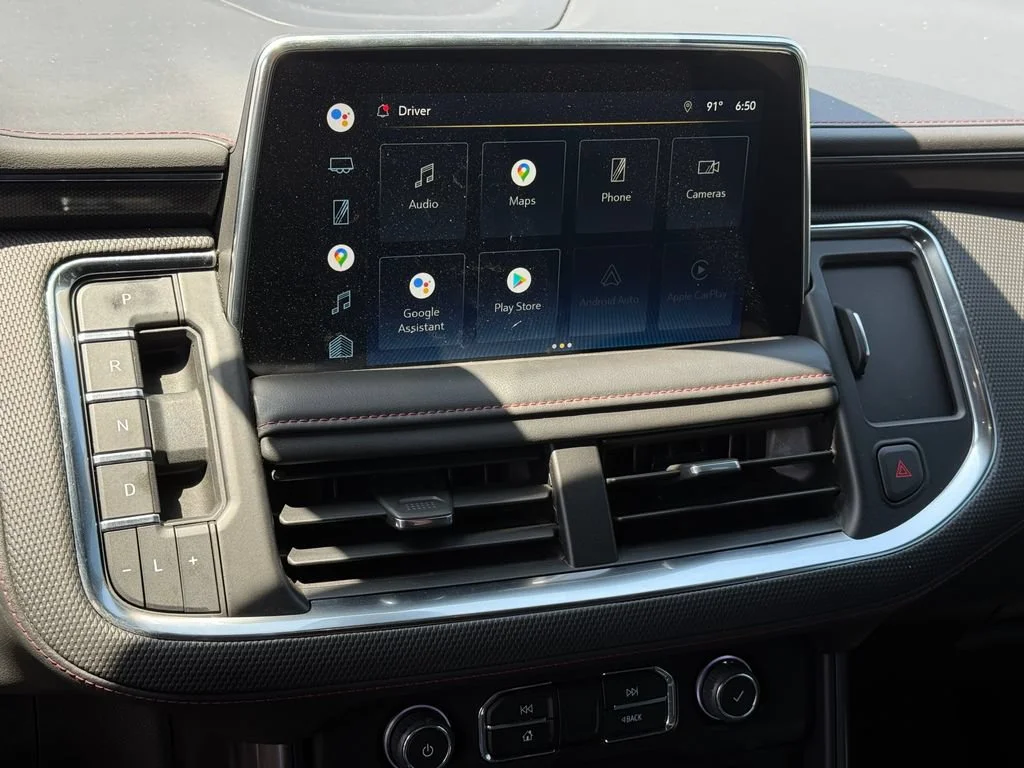 Used 2022 SUMMIT WHITE Chevrolet RST image 8