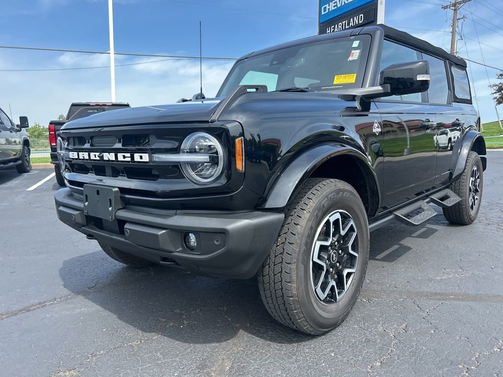 2024 Ford Bronco Outer Banks 4x4's photo