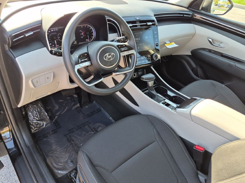 Certified Used 2024 Black Hyundai SE image 10