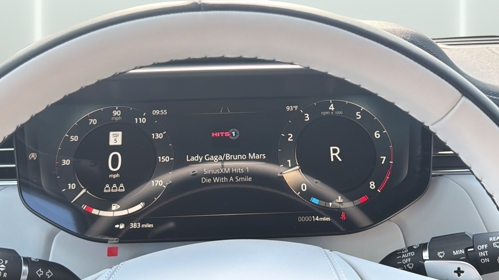 New 2026 Fuji White Land Rover Dynamic SE image 26