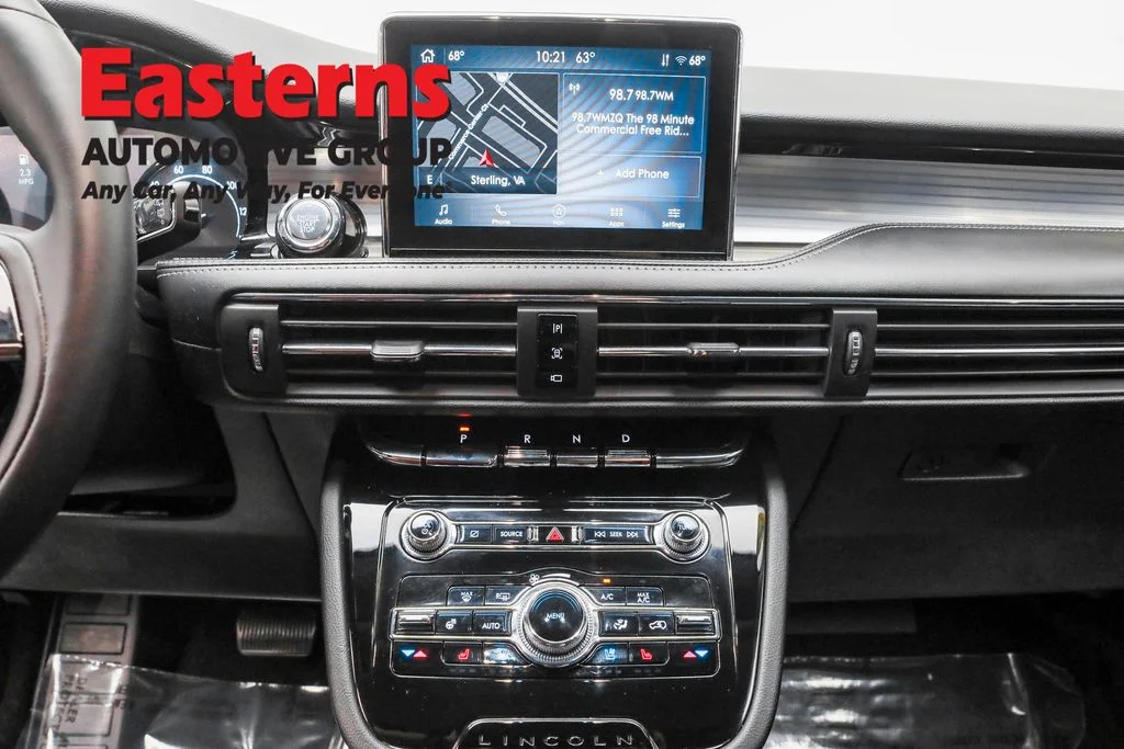 Used 2022 Blue Lincoln Standard image 12