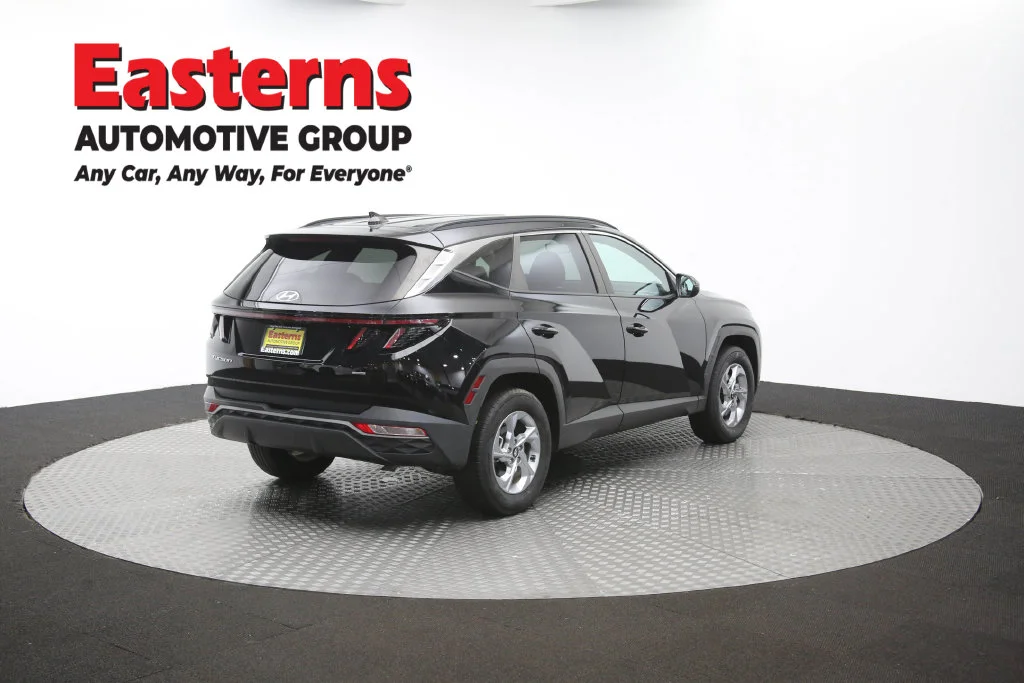 Used 2023 Black Hyundai SEL image 42