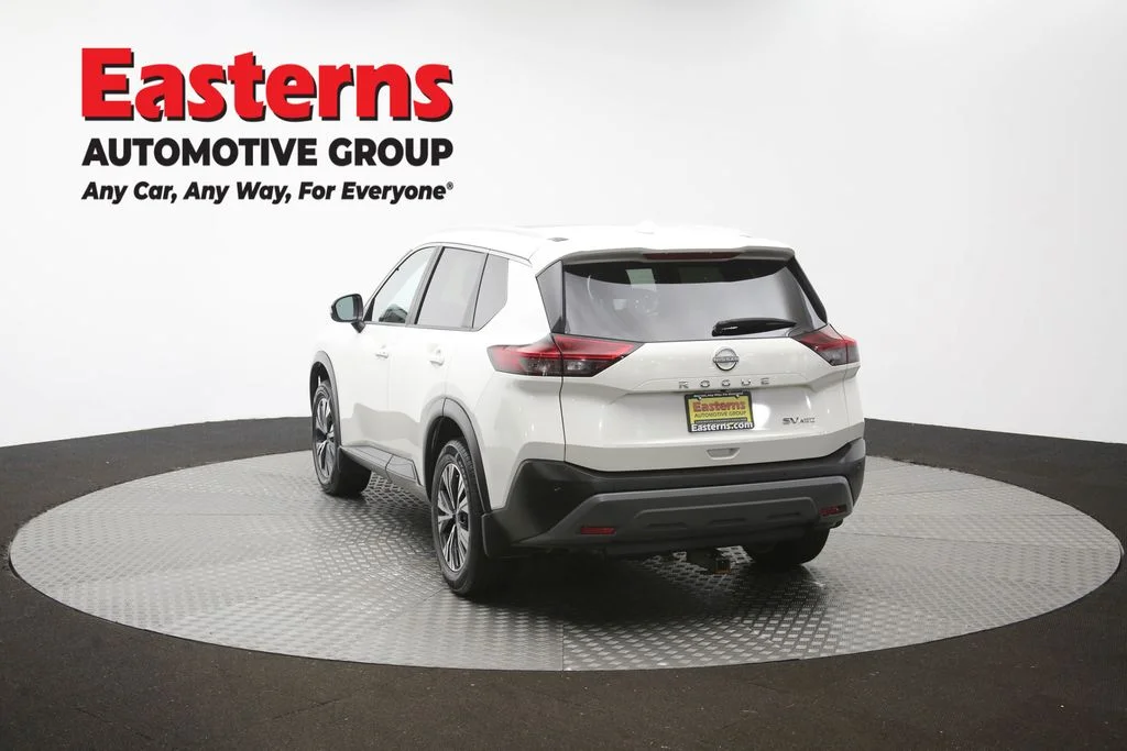 Used 2023 White Nissan SV image 39