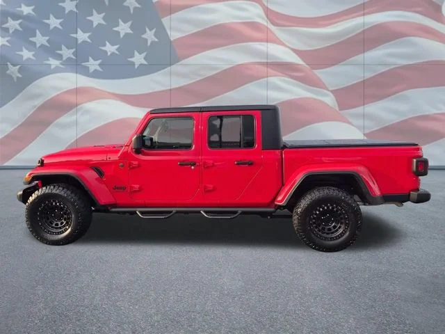 Used 2023 Red Jeep Sport S image 6