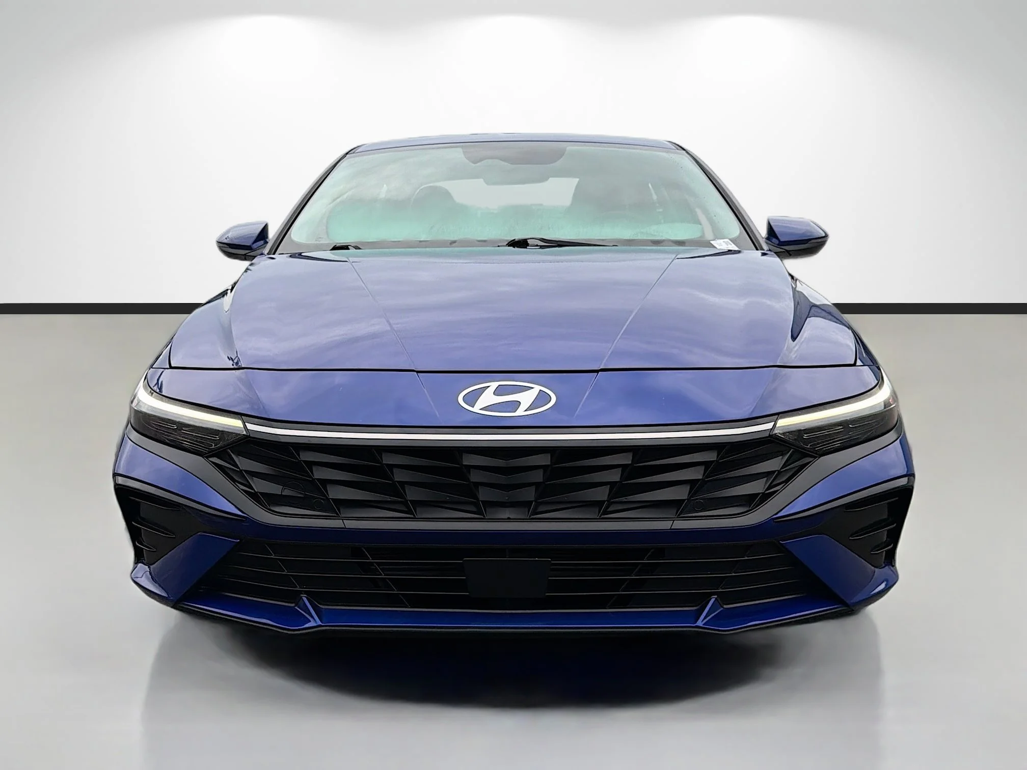 Used 2025 Intense Blue Hyundai Limited image 8