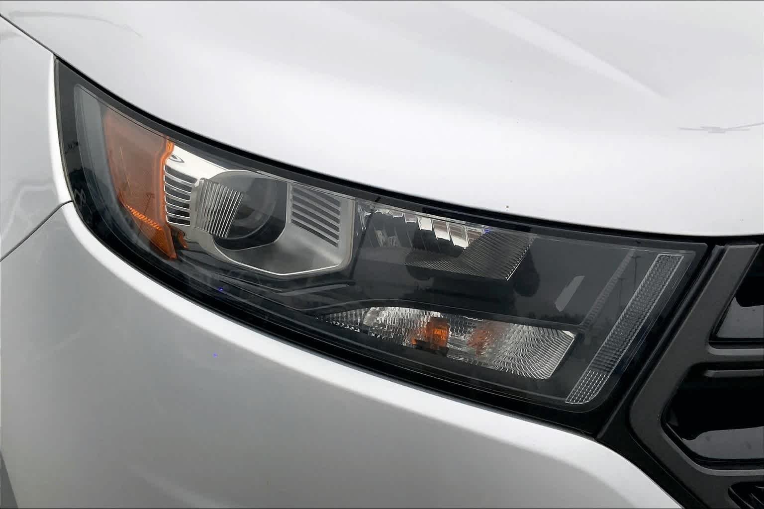 Used 2015 Ingot Silver Metallic Ford Sport image 27