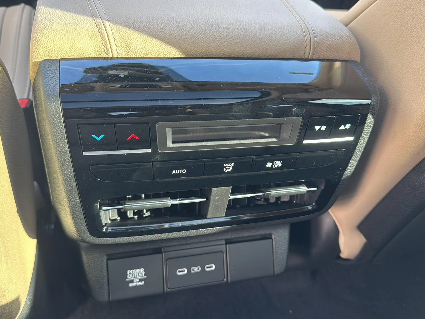 New 2026 Platinum White Pearl Acura SH-AWD image 22