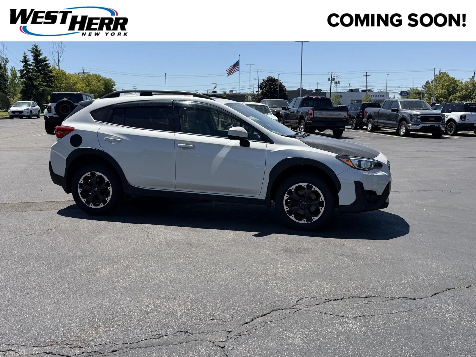 Used 2021 Crystal White Pearl Subaru Premium image 1