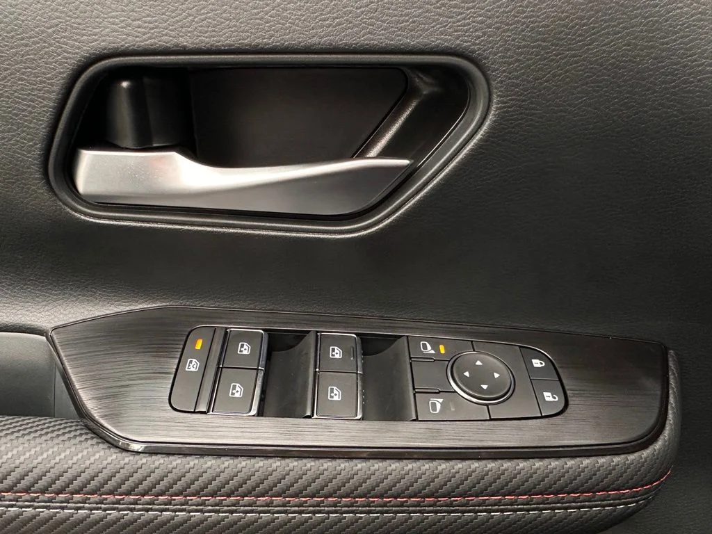 2026 Nissan KICKS SR AWD - Photo 31