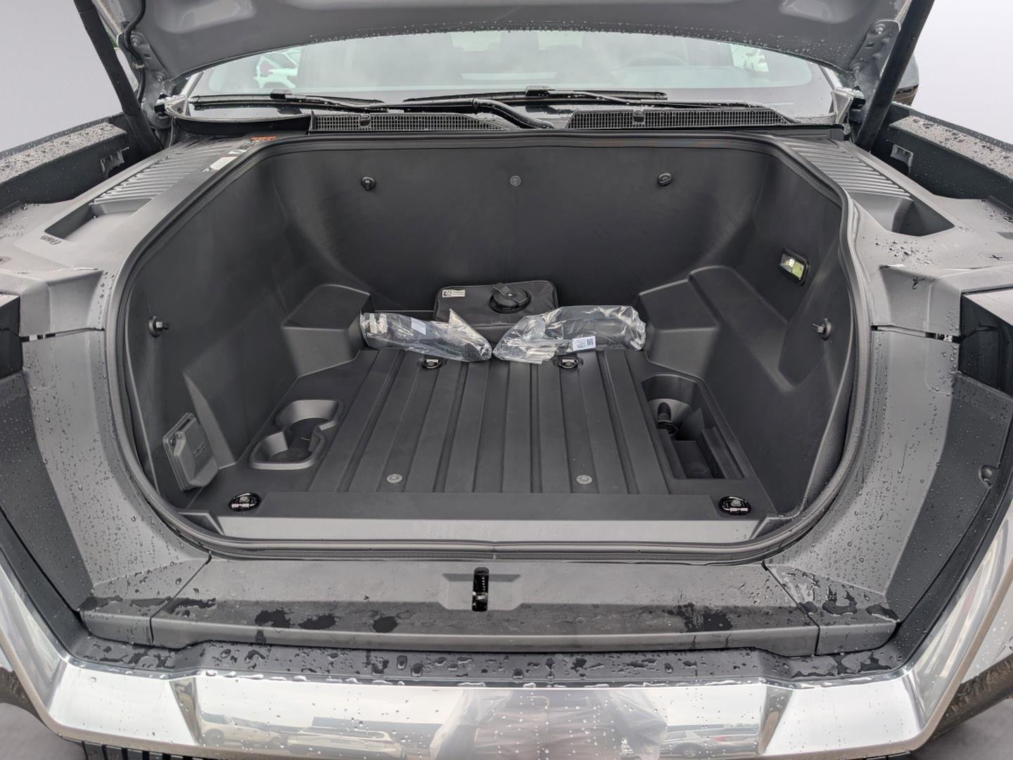 2025 GMC Sierra EV Denali - Photo 34