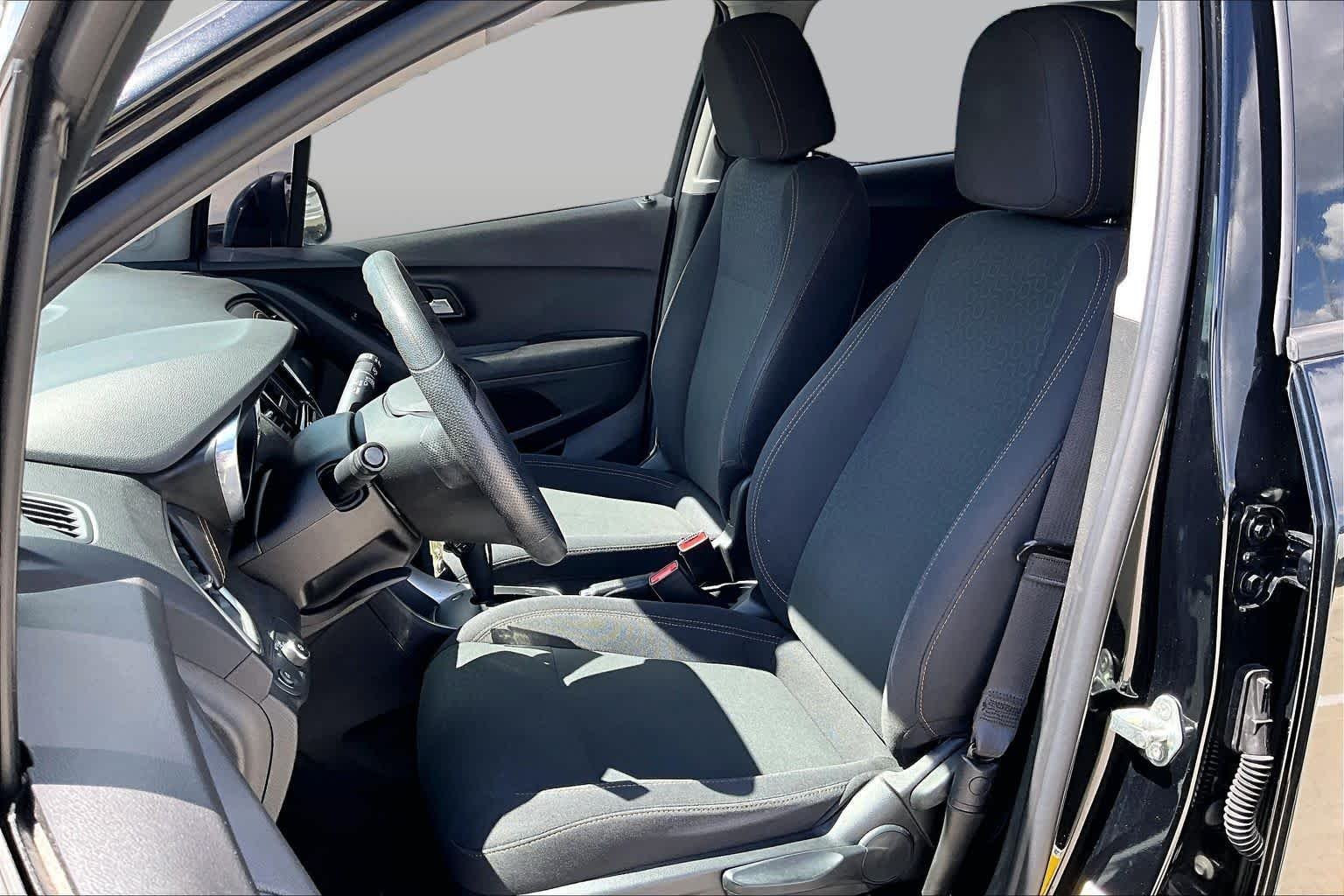 Used 2020 Mosaic Black Metallic Chevrolet LS image 8