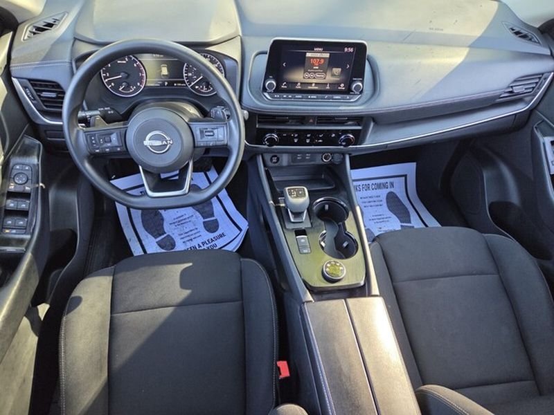 Used 2024 Brilliant Silver Metallic Nissan S image 9