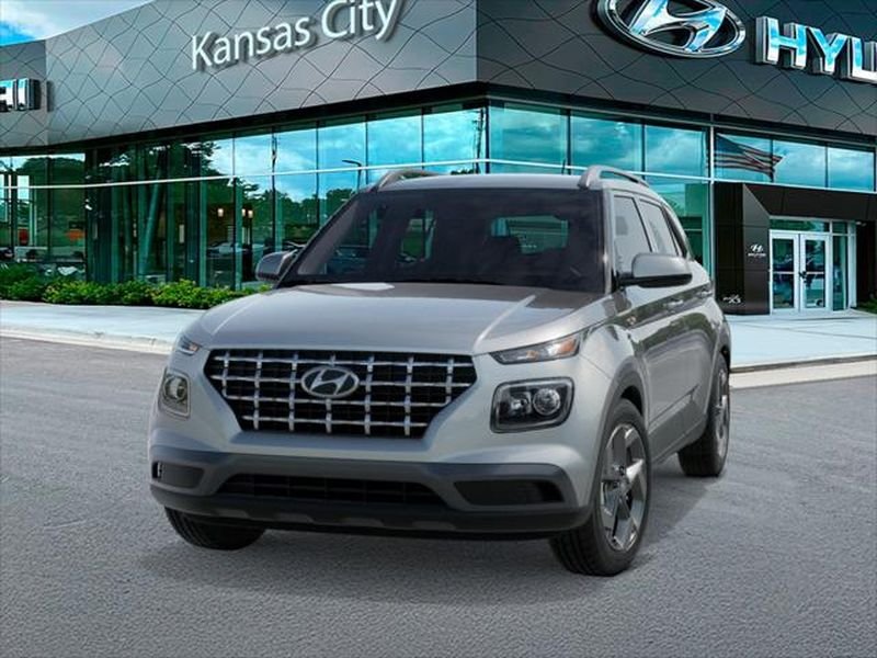 New 2026 Shimmering Silver Hyundai SEL image 6
