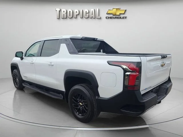 New 2026 Summit White Chevrolet LT - Extended Range image 3