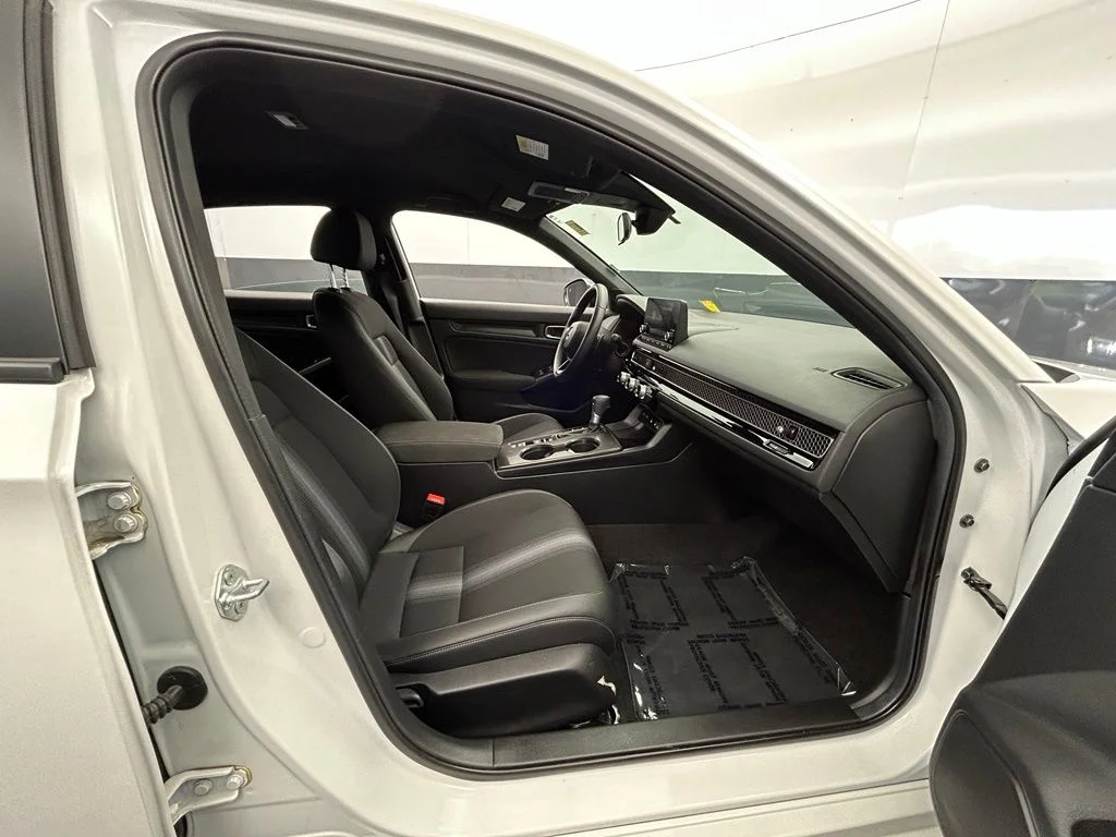 Used 2026 Platinum White Pearl Honda Sport image 28