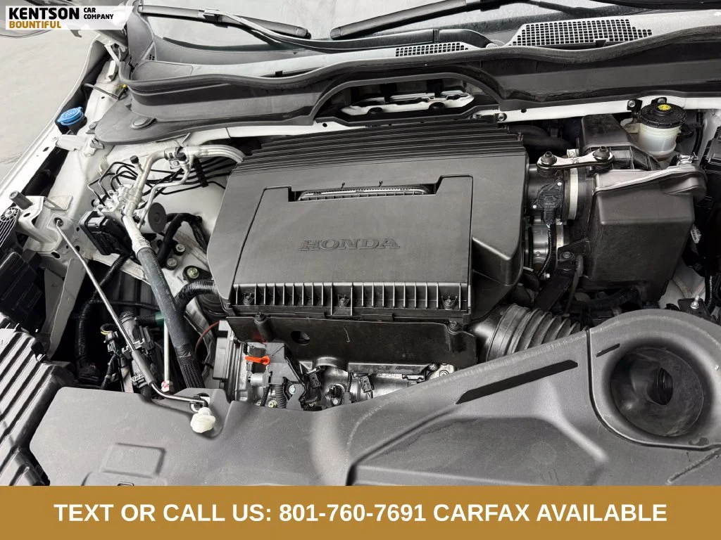 Used 2023 White Honda EX-L image 41