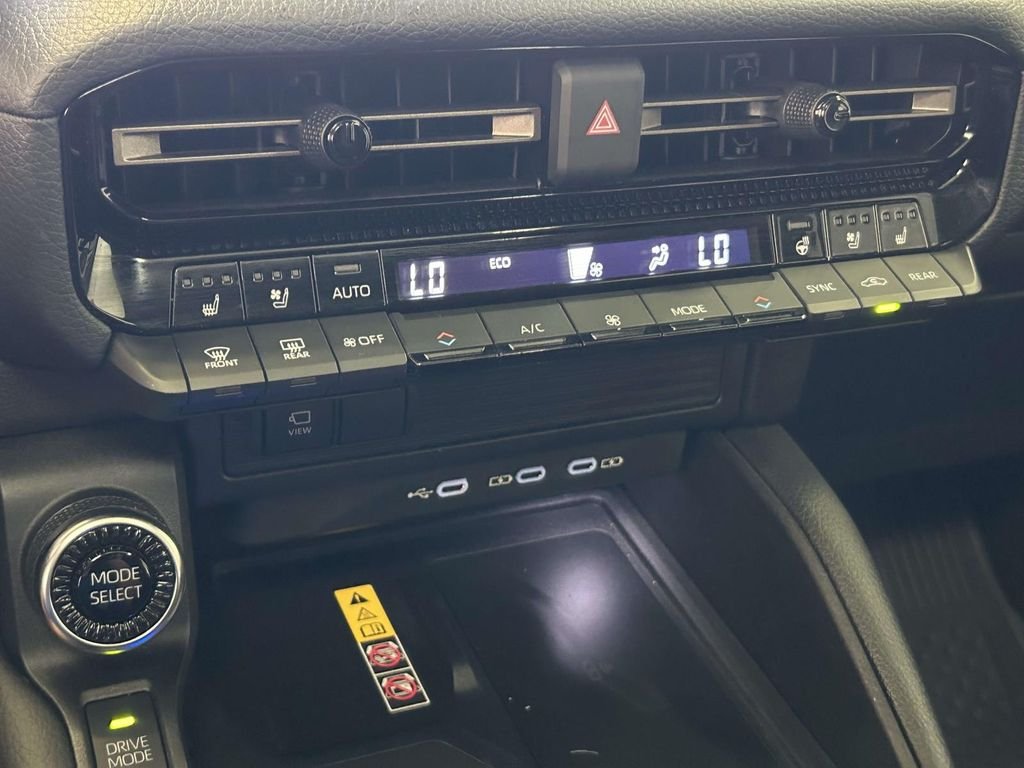 Used 2025  Toyota Premium image 26