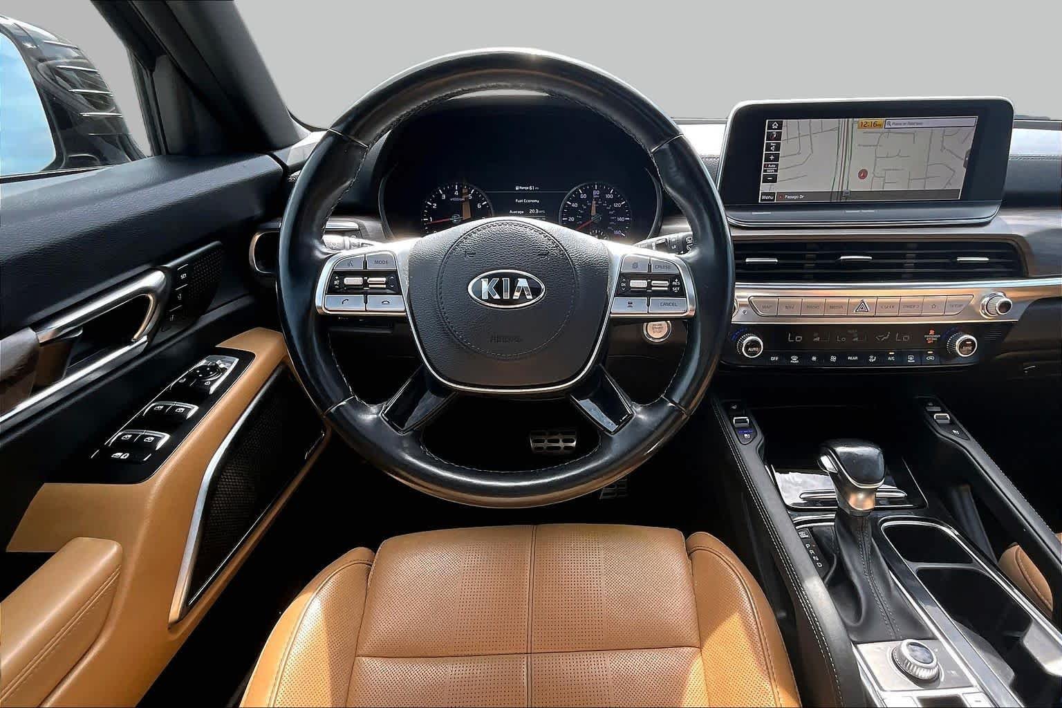 Used 2020 Dark Moss Kia SX image 6
