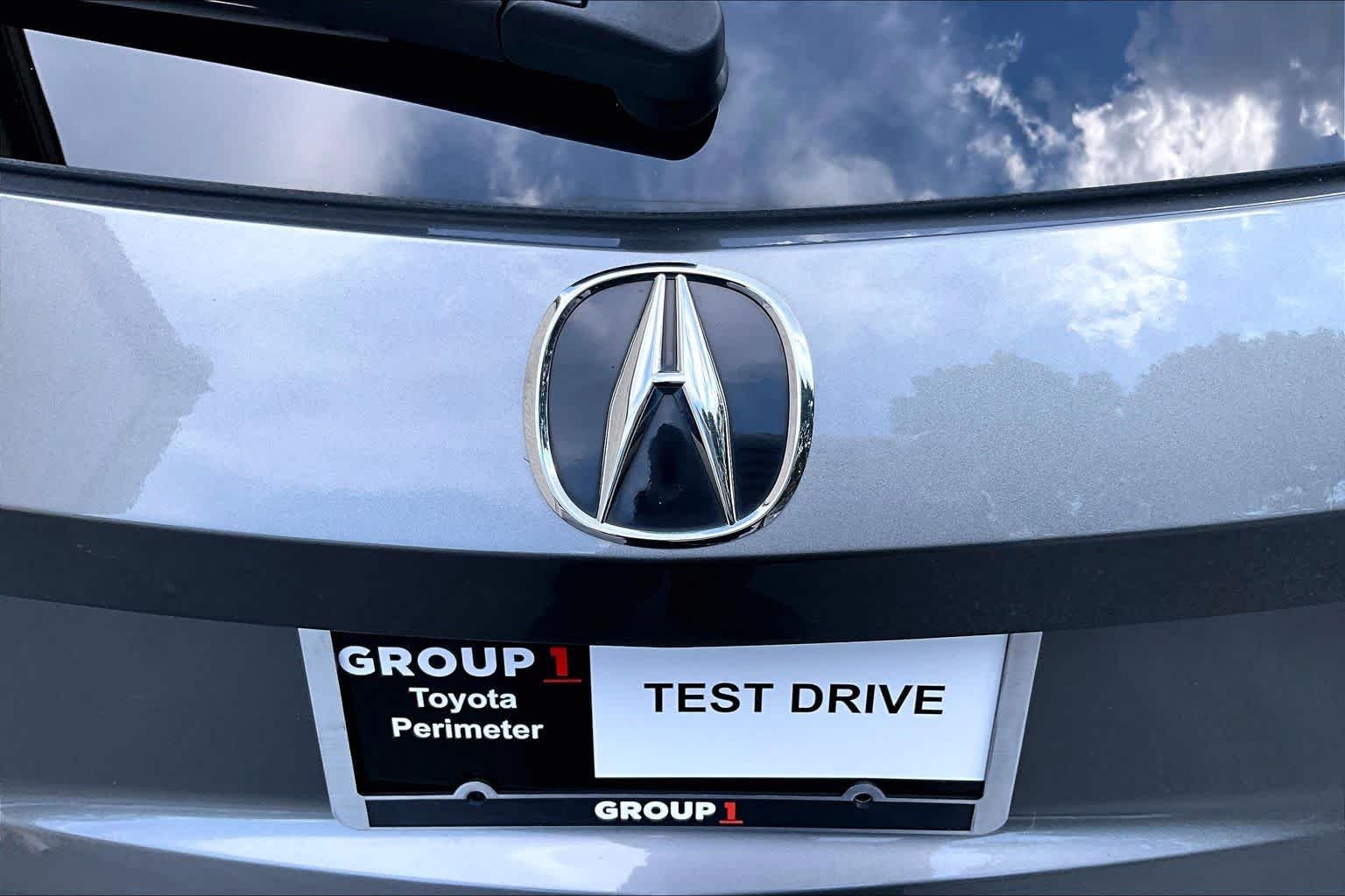 Used 2023 Liquid Carbon Metallic Acura w/Advance Package image 31