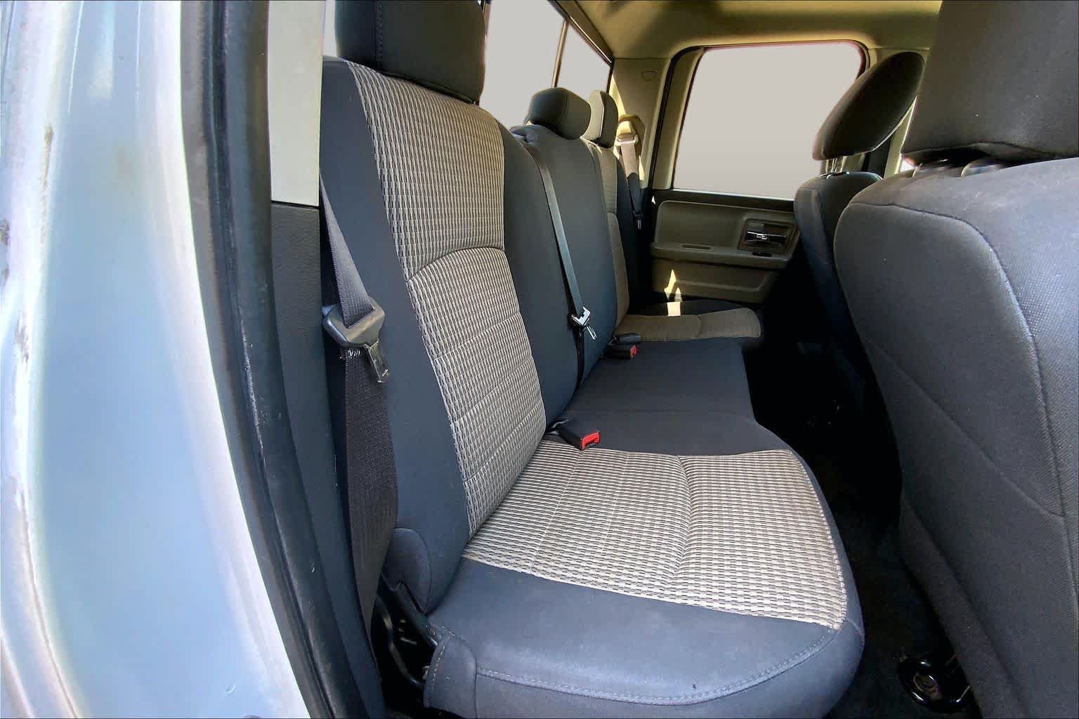 Used 2011 Bright White Ram SLT image 19