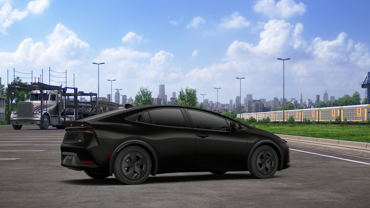 New 2027 Inked Toyota LE image 11
