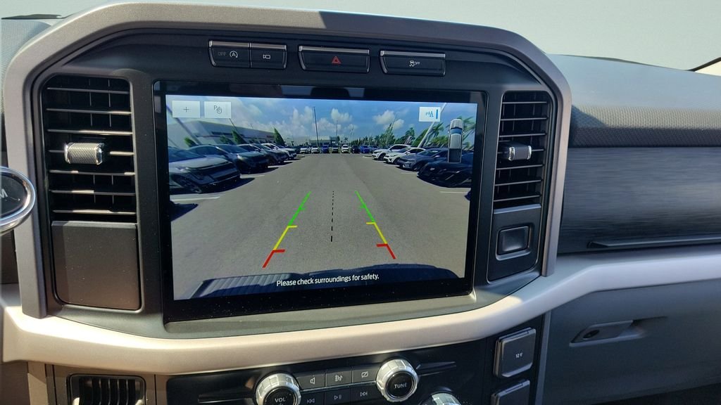Used 2023 Blue Ford XLT image 16