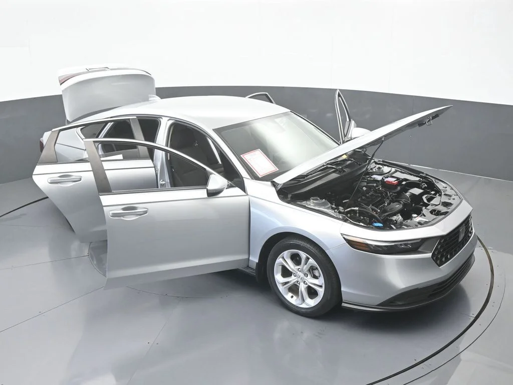Used 2024 Silver Honda LX image 64