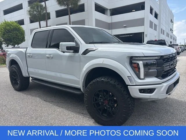 2025 Ford F-150 Raptor 4x4 SuperCrew 5-1/2 Box's photo