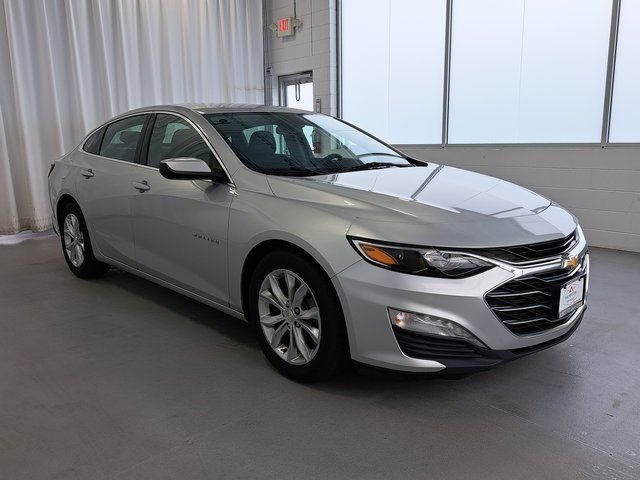 Used 2020 Silver Chevrolet LT image 4
