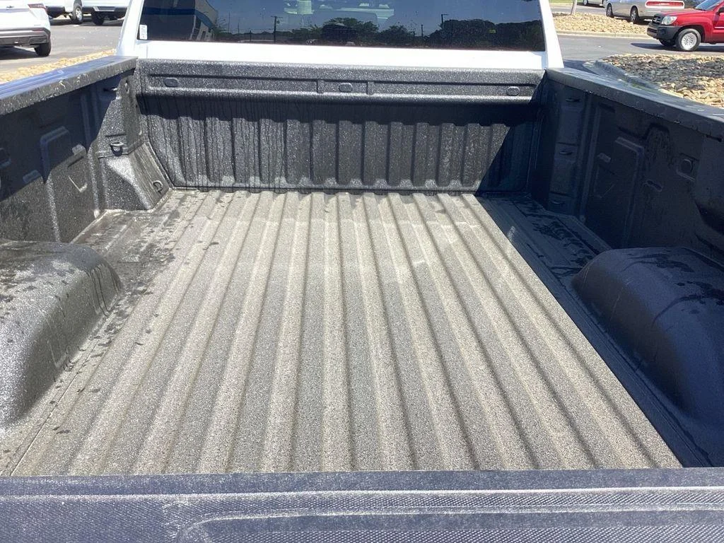 New 2026 Summit White Chevrolet Work Truck image 4