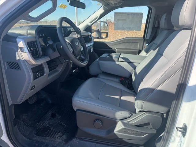 New 2025 White Ford XL image 10